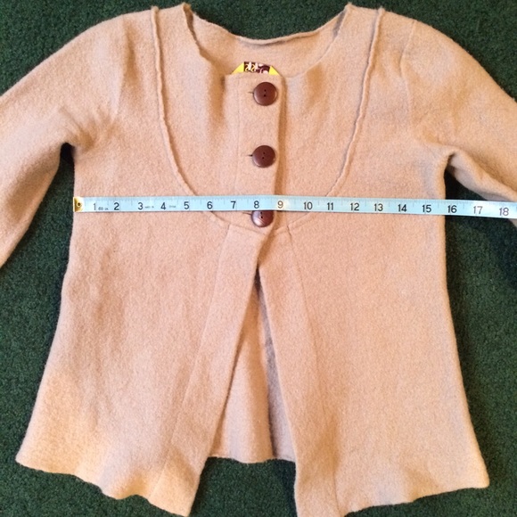 ISIS Boiled 100% Wool Swing Sweater - Picture 4 of 4