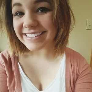 Meet your Posher, Alexandra