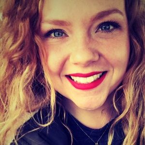 Meet your Posher, Brianna