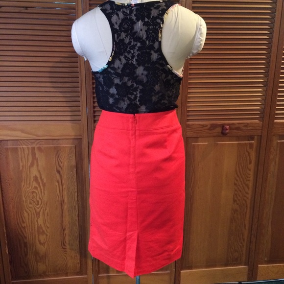 ‼️SALE‼️ Merona Pencil Skirt DONATED @5PM EST - Picture 3 of 4