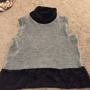 Black/grey turtleneck
