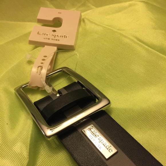 kate spade Accessories - Kate Spade XS genuine Leather black & gray Belt