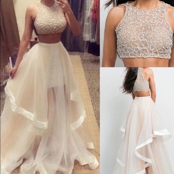 🎀Two-piece champagne dress SALE!!!🎀