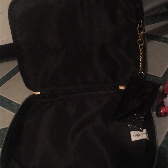 Handbag - Picture 3 of 3