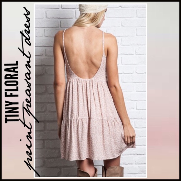 PEASANT DRESS TINY WHITE FLOWERS 1 large left - Picture 4 of 8