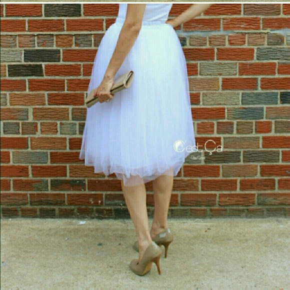 Sz SMALL _ SNOW WHITE Tulle Ballerina Skirt - Picture 2 of 3