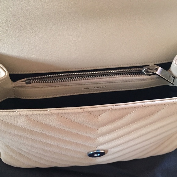 🌟SOLD🌟YSL Monogram College Medium - Picture 4 of 4