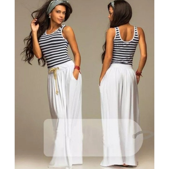 ☀️SALE 🔲White black stripped sleeveless maxi