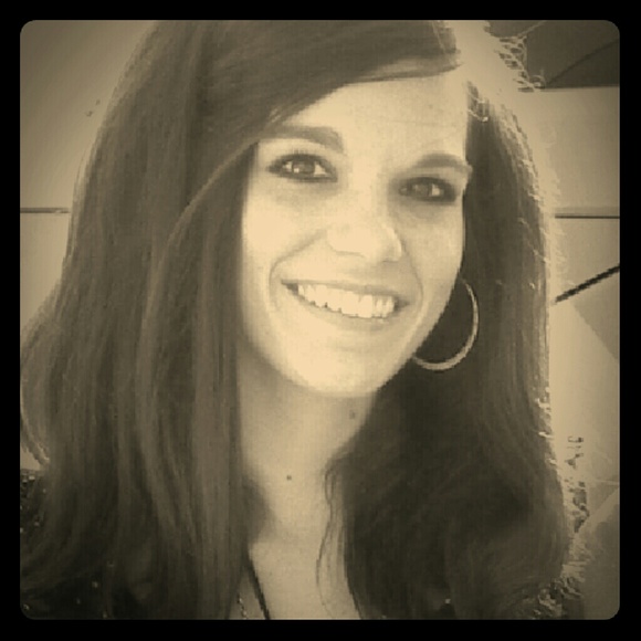 Meet your Posher, Brittany