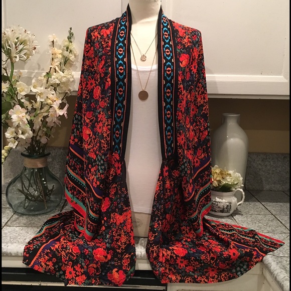 Anthropologie/Mia Max Sweaters - 🎋Anthropologie Beautiful Cardigan🎋