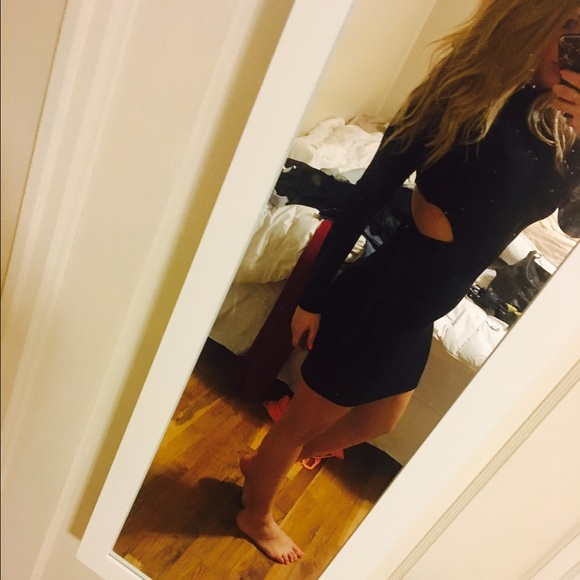 Bodycon Black side cutout dress