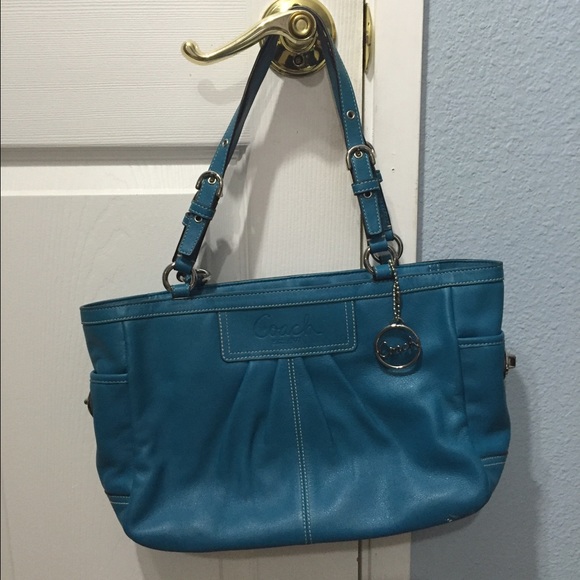 Coach shoulder bag