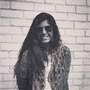 Meet your Posher, Maya