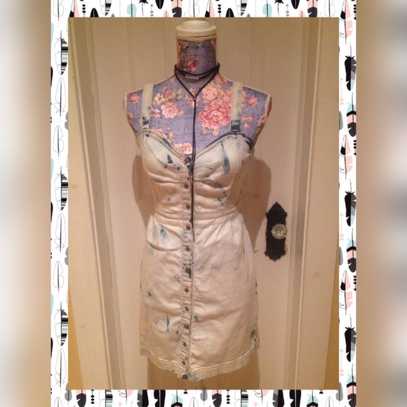 Life in Progress Dresses & Skirts - Life in Progress Button Up Denim Mini