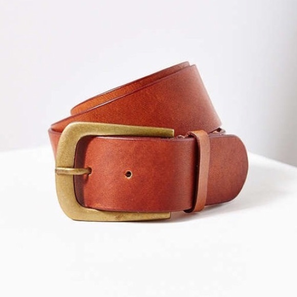 *SOLD* Brown leather BDG Urban Outfitters belt - Picture 2 of 3