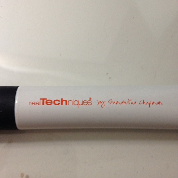 Real Techniques Duo Fiber Face Brush