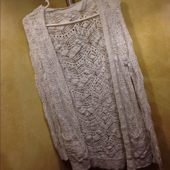 Detailed Cardigan (Aeropostale)
