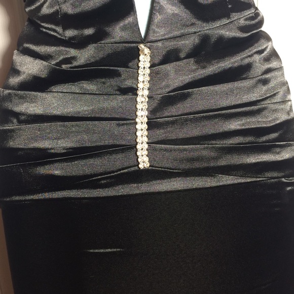 Black Prom Dress - Picture 4 of 5