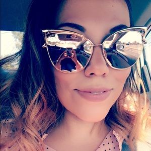 ☀️ Mirrored cat eye sunnies ☀️