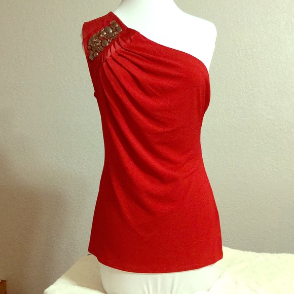 One Shoulder Top