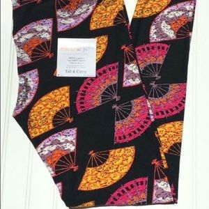 LuLaRoe tall and curvy fan leggings