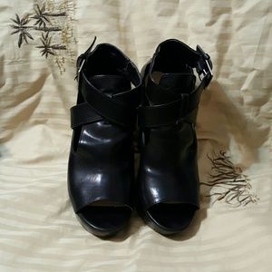 Nine West Blake heel wedges size 6 1/2