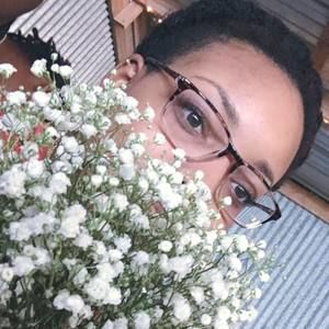 Meet your Posher, Young