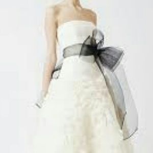 Vera Wang Black Bow Belt