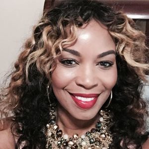 Meet your Posher, Yvette