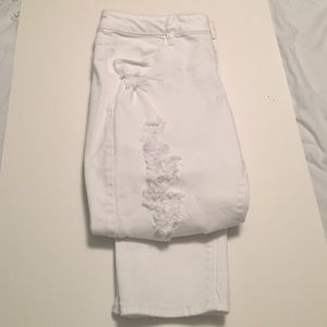 Ankle-Cut Super-Stretch Jeans