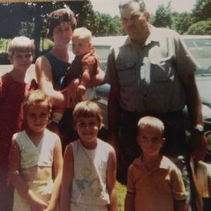 Meet your Posher, Sharon