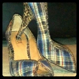 Tribeca by Kenneth Cole heels sz. 7.5 EUC