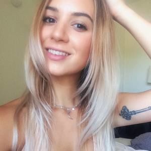 Meet your Posher, Christina