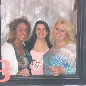 Meet your Posher, Janet