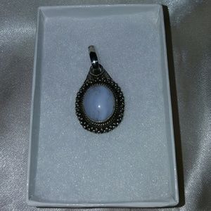 Sterling silver pendant with lilac stone