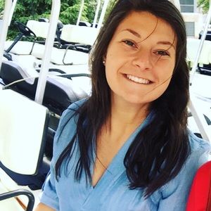 Meet your Posher, Rebecca