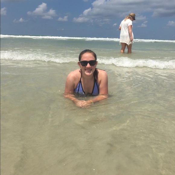 Meet your Posher, Taylor - Picture 1 of 1