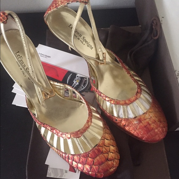 Snakeskin heels - Picture 1 of 4