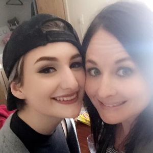 Meet your Posher, Kati