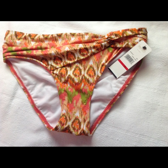 🎉🎉Swimsuit Bottom Laundry by Shelli Segal XS🎉🎉