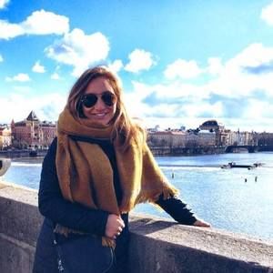 Meet your Posher, Rachel