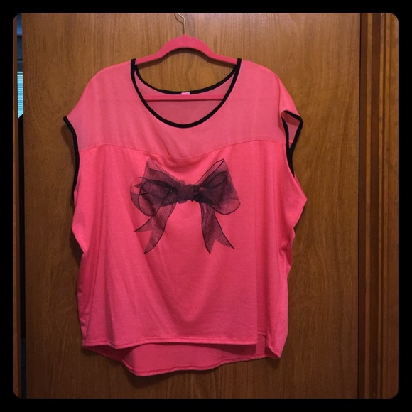Peachy Bow Top