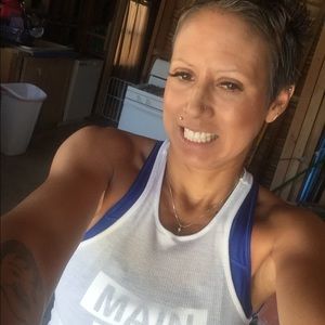 Meet your Posher, Claudia