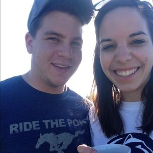 Meet your Posher, Danielle