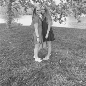 Meet your Posher, Jade