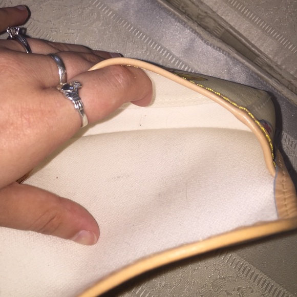 Never used Dooney & Burke Wristlet - Picture 3 of 4