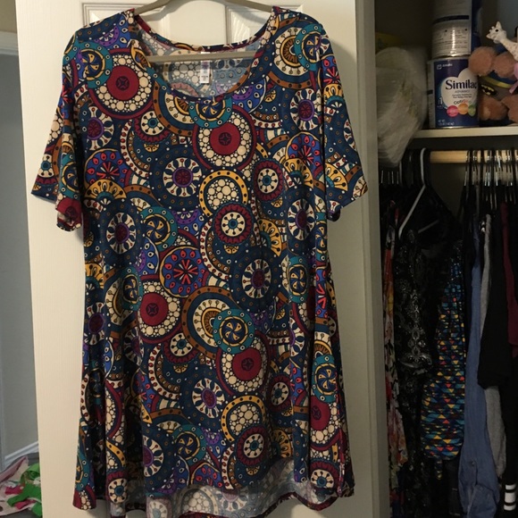 Lularoe Geometric Multicolored Perfect Tee