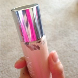 Clinique concealer and foundation