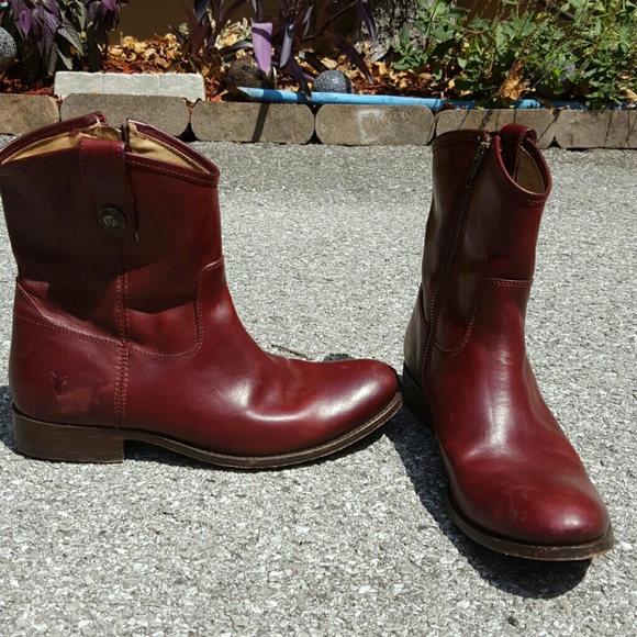 Frye short boots