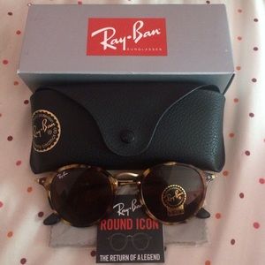 NWT Ray-Ban Round Fleck tortoise Sunglasses